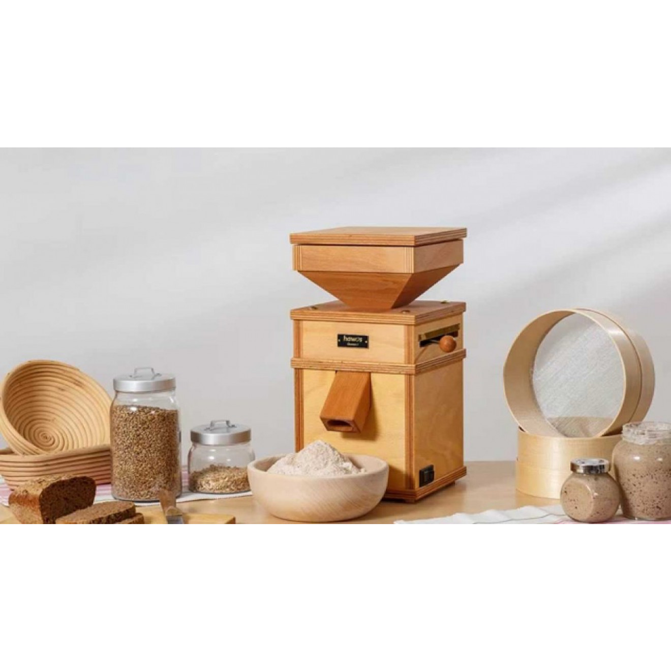 Electric Grain Mill hawos Queen 1