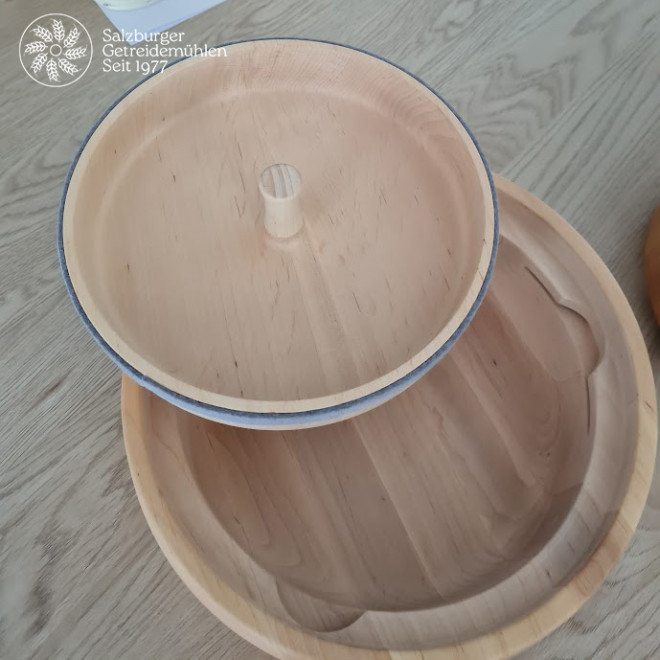 Kornelia Hand-Mill MH 6 with granite millstones